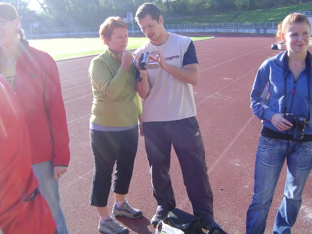 DSC03610.JPG - Hanz uděluje instrukce, jak zacházet s kamerou.