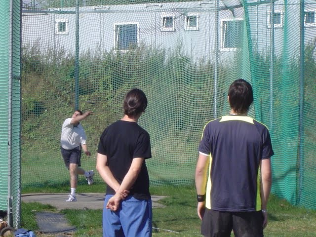 DSC03748.JPG - Pozor kluci Tomášci, ať vás Oťasův disk netrefí.