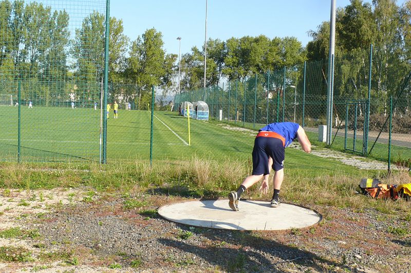 P1110190.JPG - Jirka v úkloně.