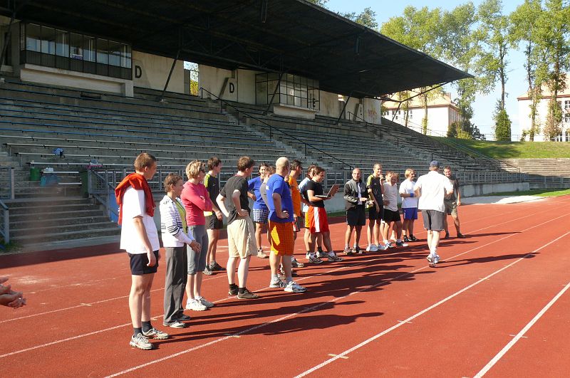 P1110256.JPG - Pomalu se blížíme k medailovým pozicím.