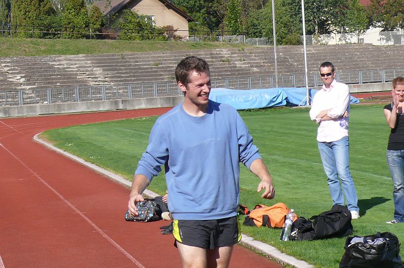 P1110260.JPG - Druhý Lukáš musel odejít dříve, tudíž hned první Honza, měl z vítězství velkou radost.