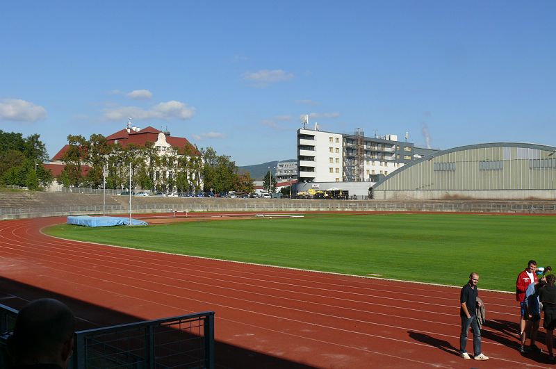 P1110272.JPG - Teď již tradiční Devítiboj se i v roce 2009 pořádal na Městském stadionu.