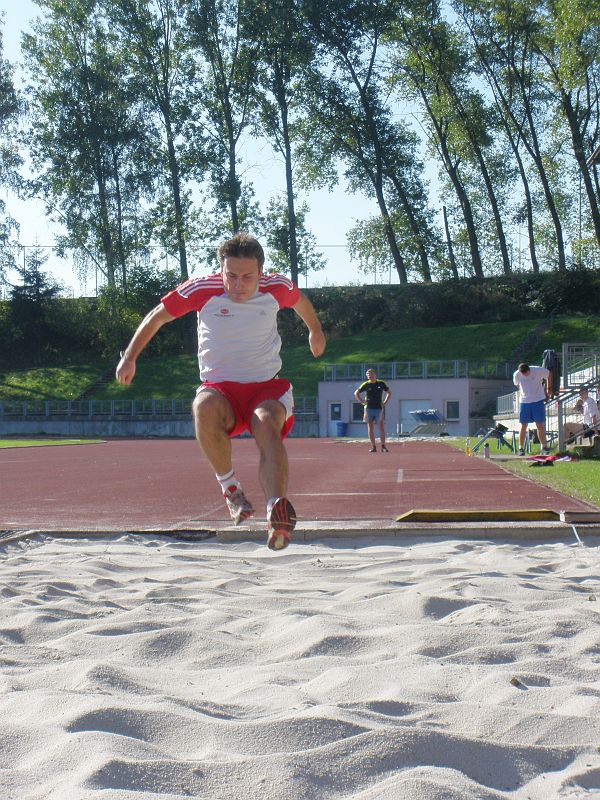 P9260097.JPG - Hrozný skok.