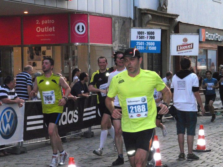 36196_1537323276373_1333608831_31437279_4440254_n.jpg - Kroci taky hází úsměvy. Zatím ho nepřemohla alergie.