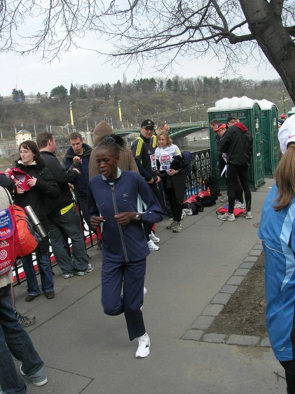 DSCN9308.JPG - Že by jedna z favoritek závodu.